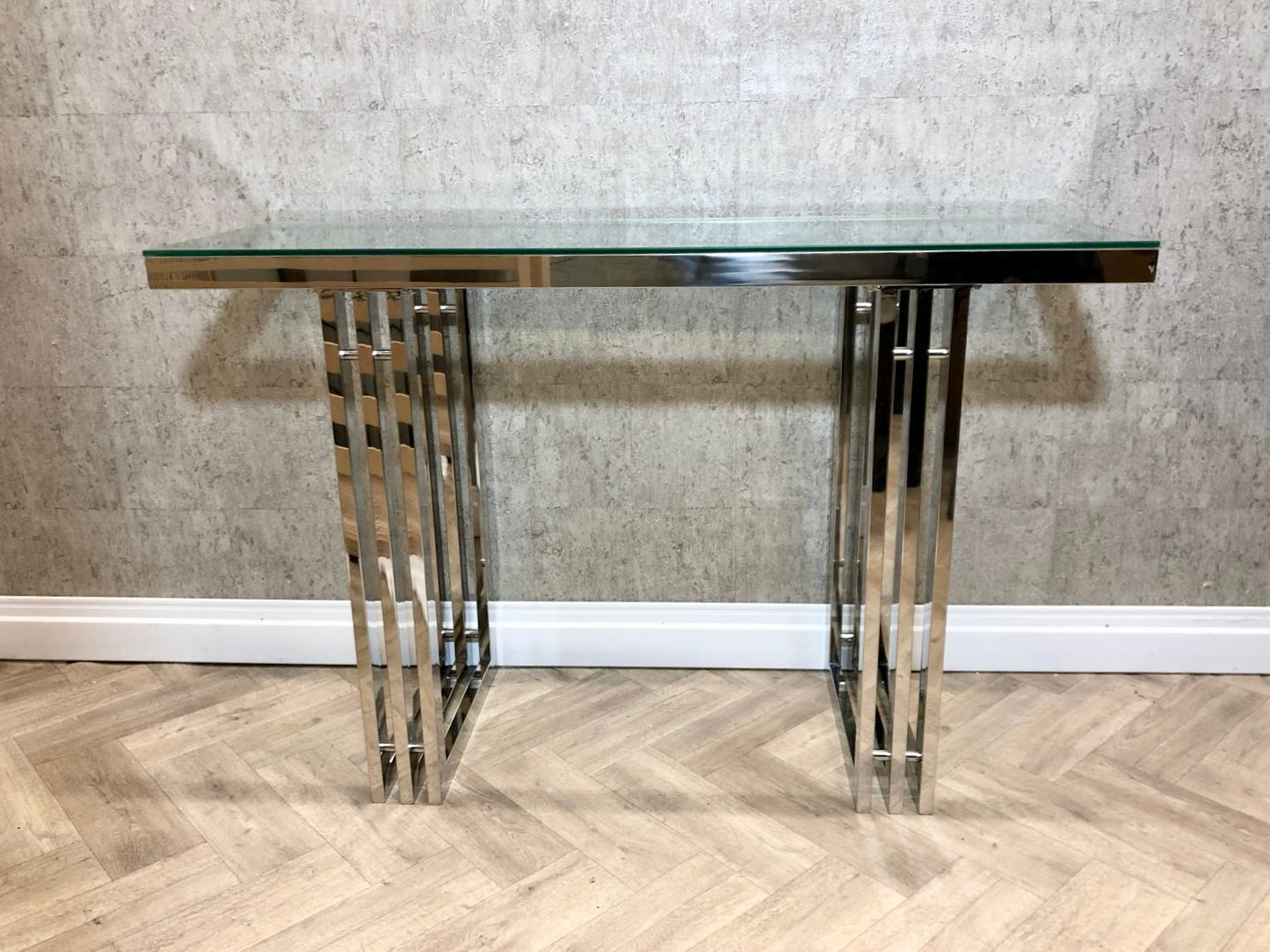 Native Home and Living Zurich Console Table