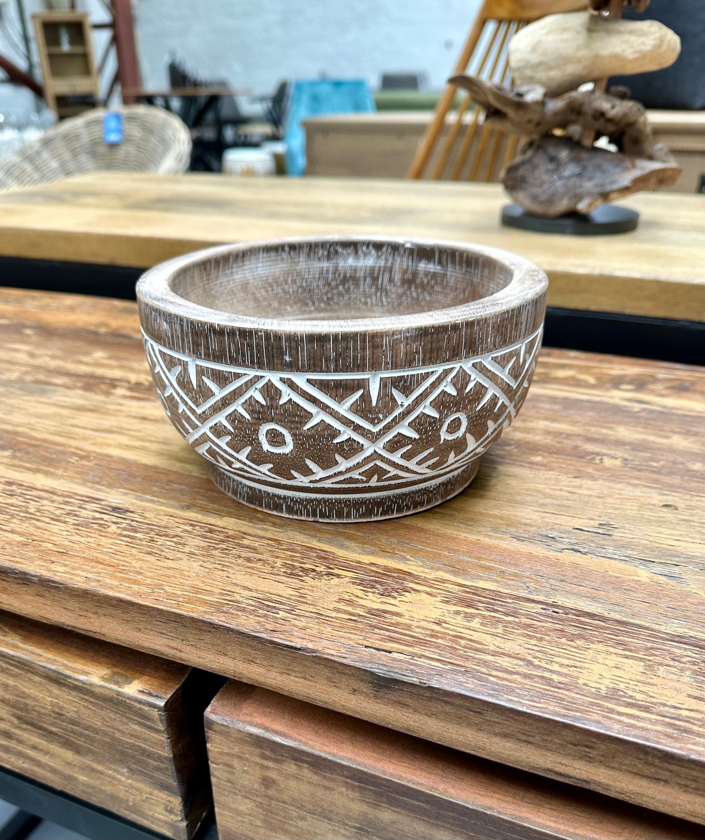 Ancient Meriner Furniture Decorative Distressed White Wooden Bowl