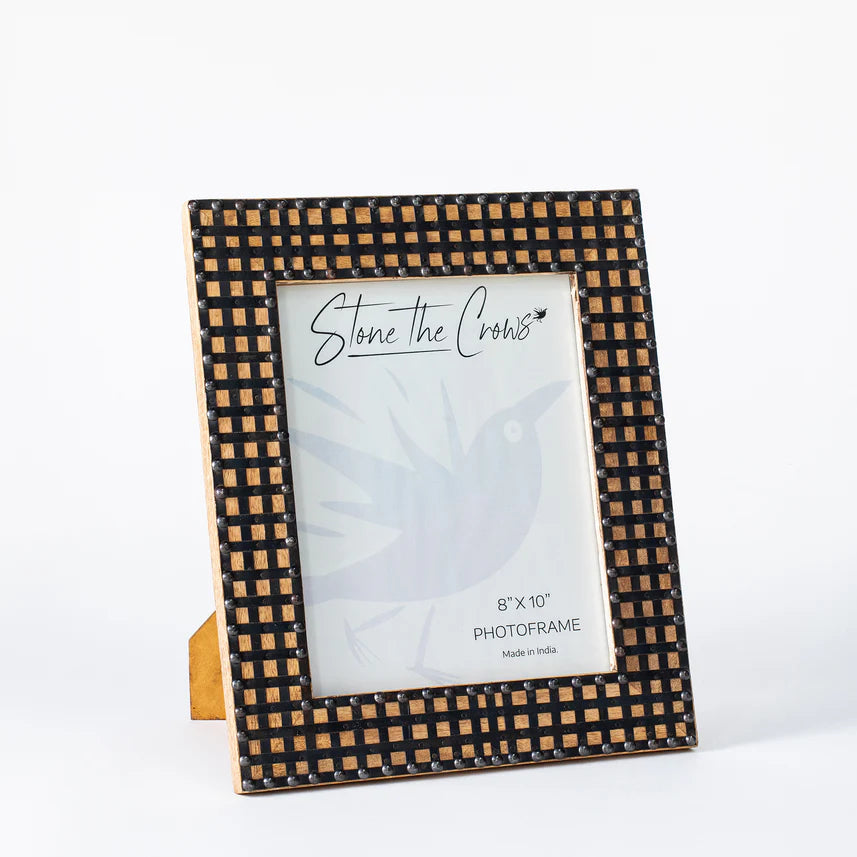 Colonial 8" X 10" Photoframe - Studded