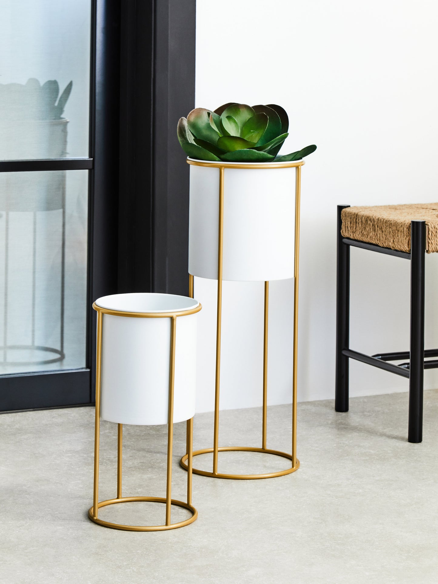 Trosa Large White And Gold Floor Standing Planter