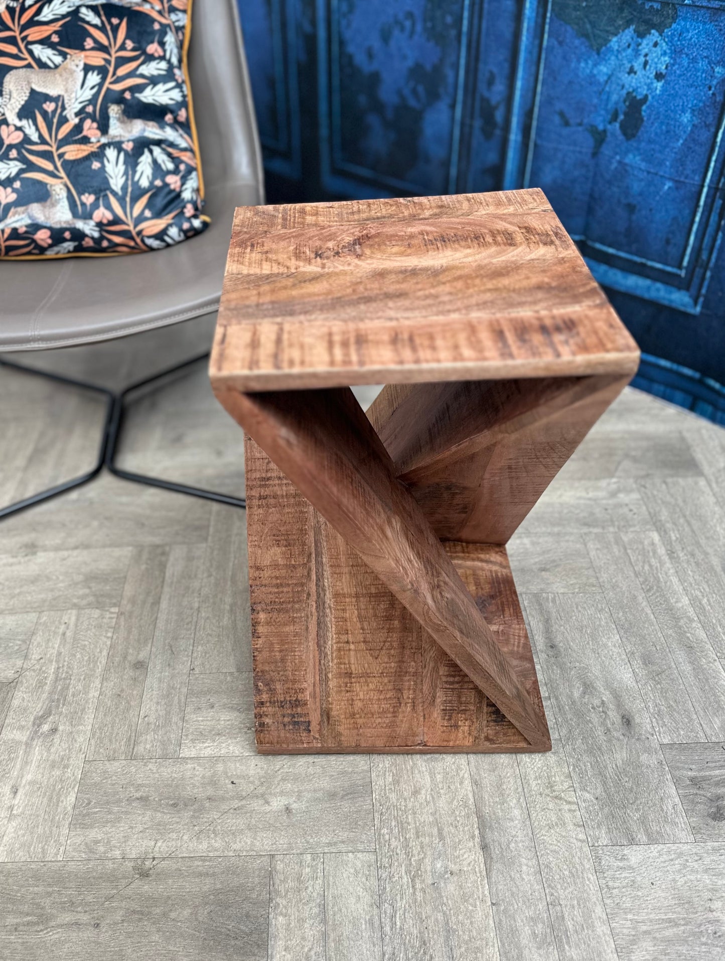 Kai Z-Shaped End Table