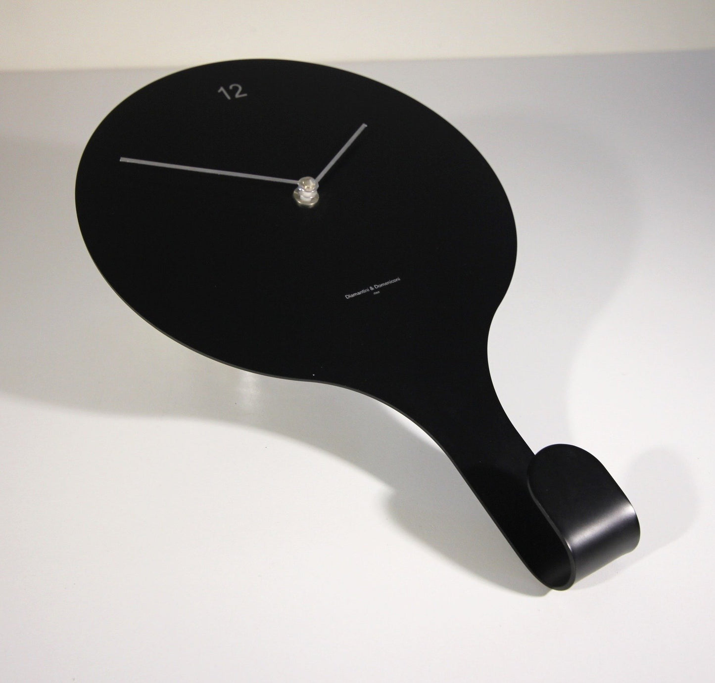 En Suspend Clock Black