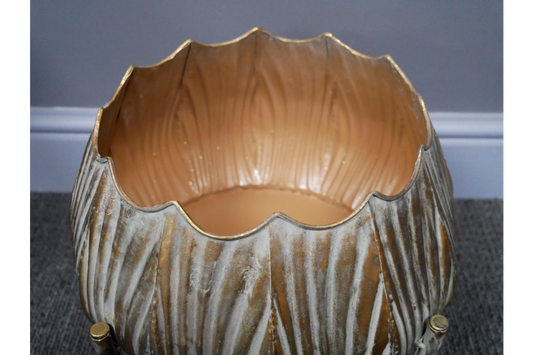 Low Scalloped Gold Metal Plant Stand