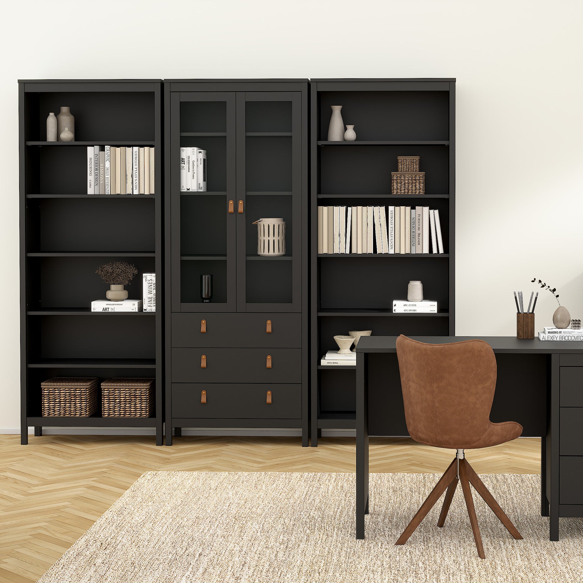 Barcelona Bookcase in Black