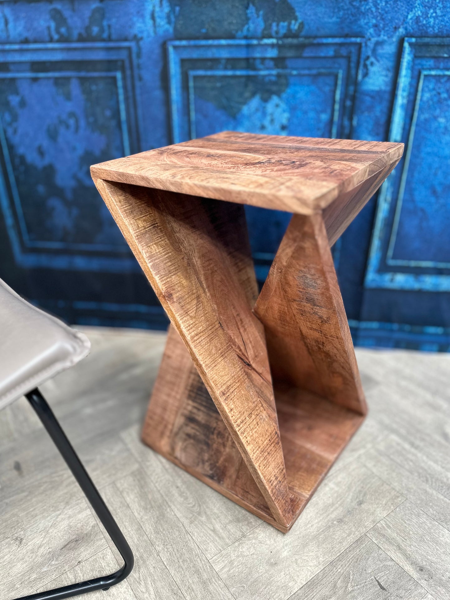 Kai Z-Shaped End Table