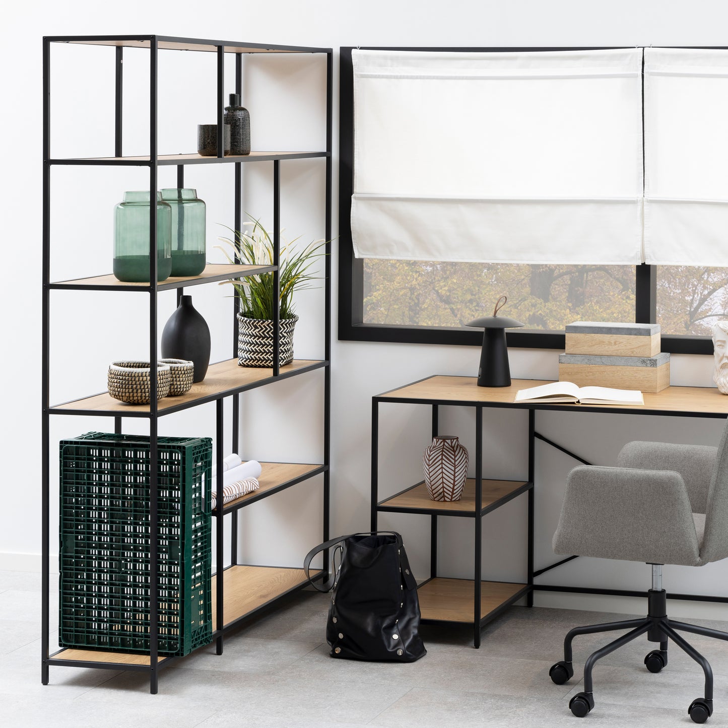 Seaford  Bookcase with 5 Shelves in Black and Oak