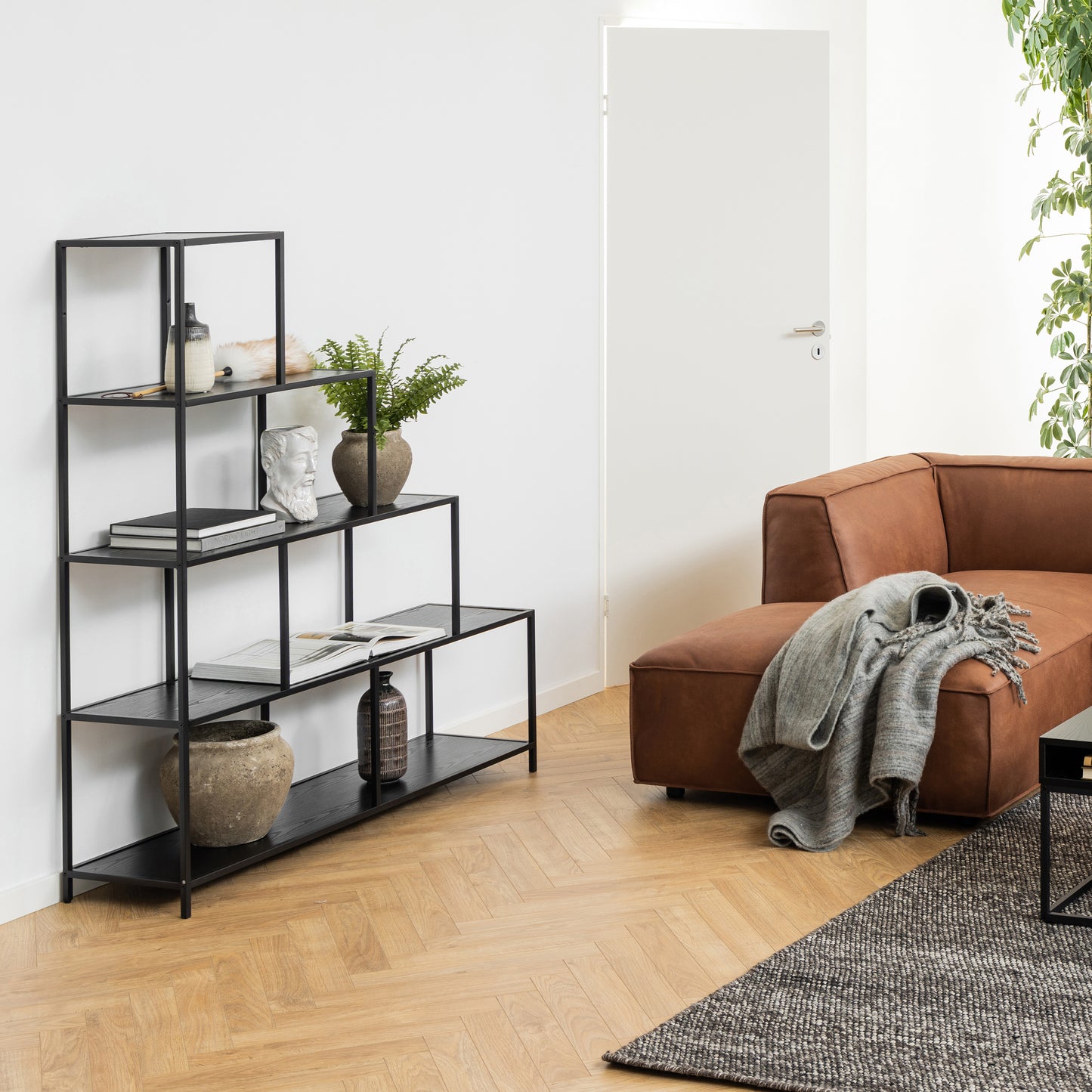 Seaford Bookcase with 4 Shelves in Black