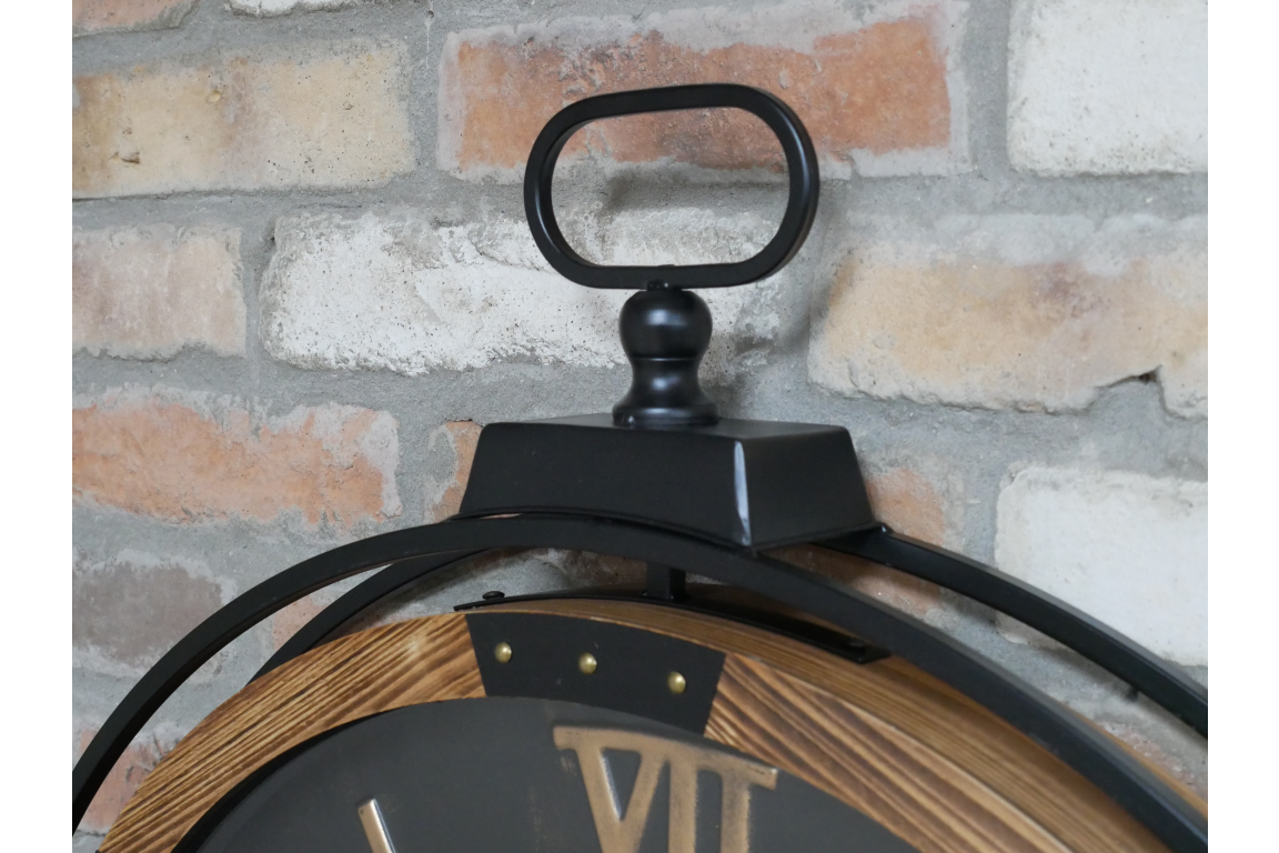 Black Wall Clock With Cogs