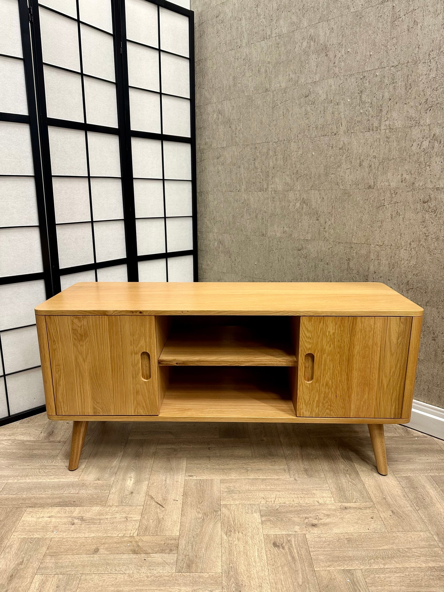 JDW Peyton Oak Wide TV Unit