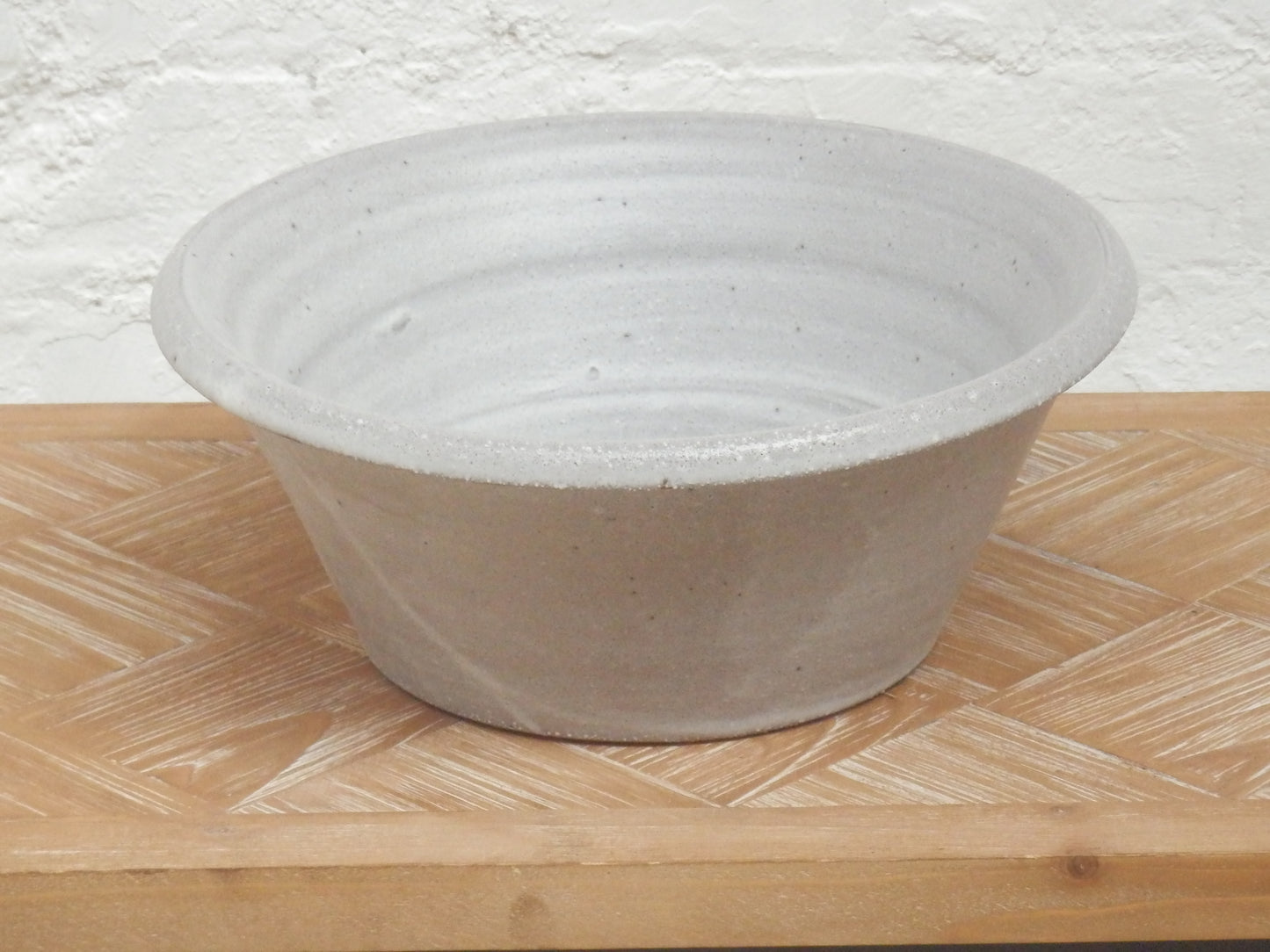 Large Round Rimmed Mix Bowl- Distressed White/grey