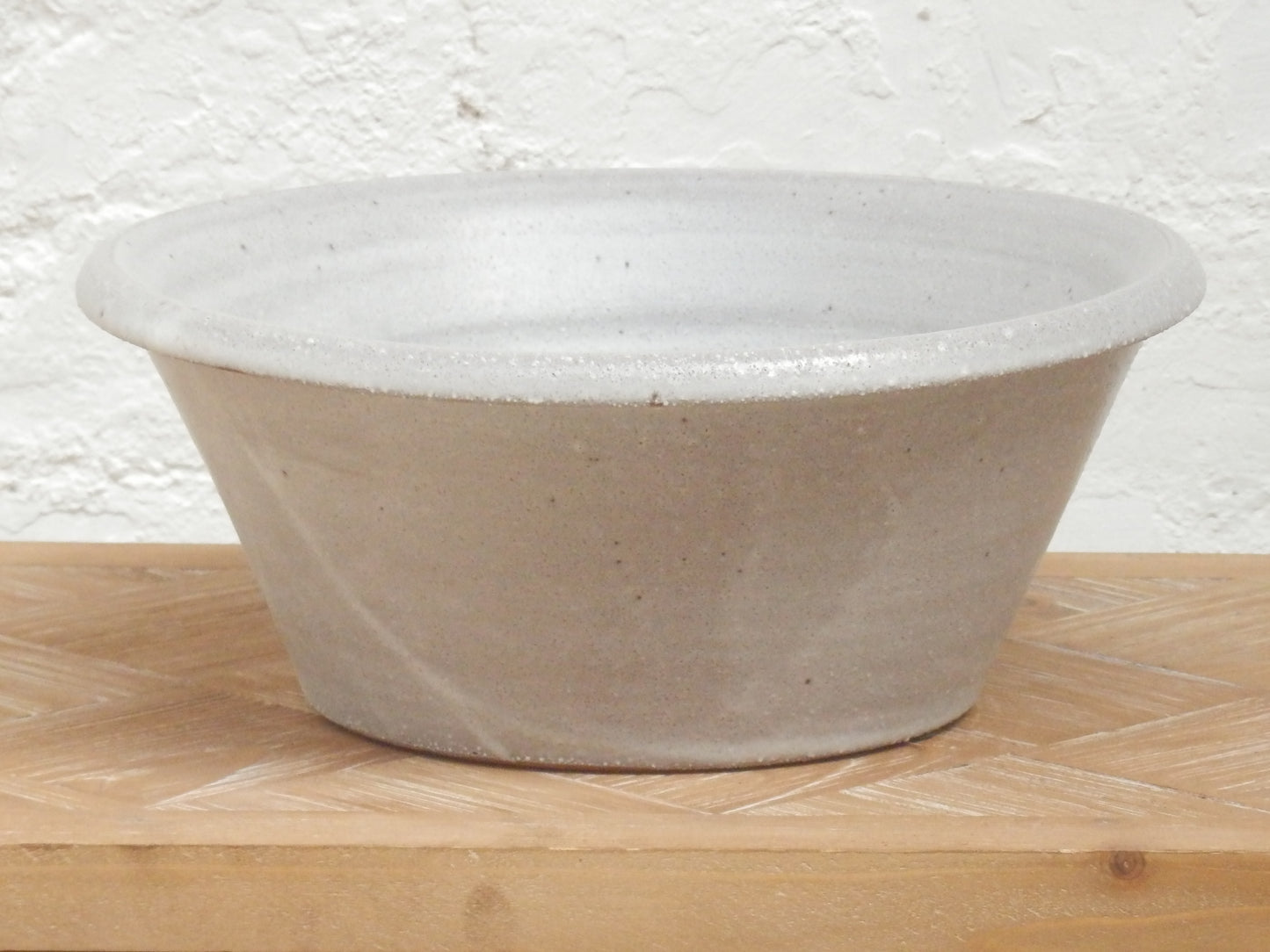 Large Round Rimmed Mix Bowl- Distressed White/grey